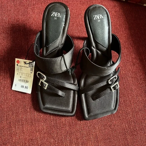 Sandal Zara size 6. - Picture 1 of 3